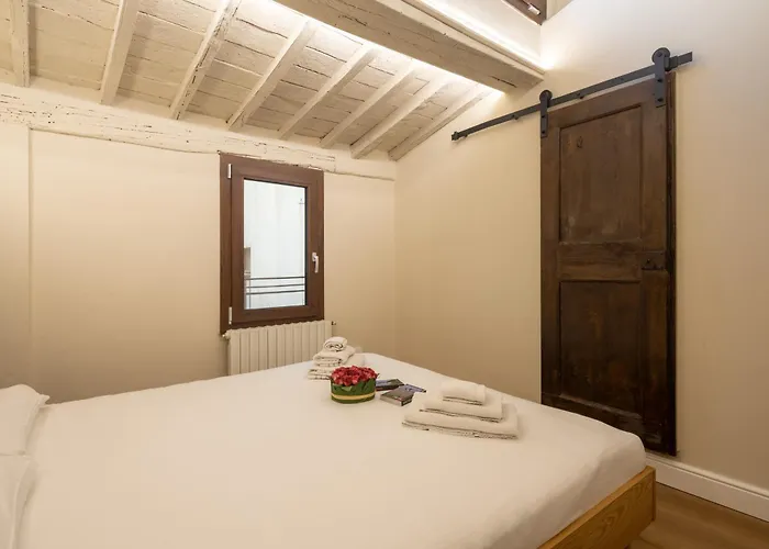 Cozy In The Oltrarno Area