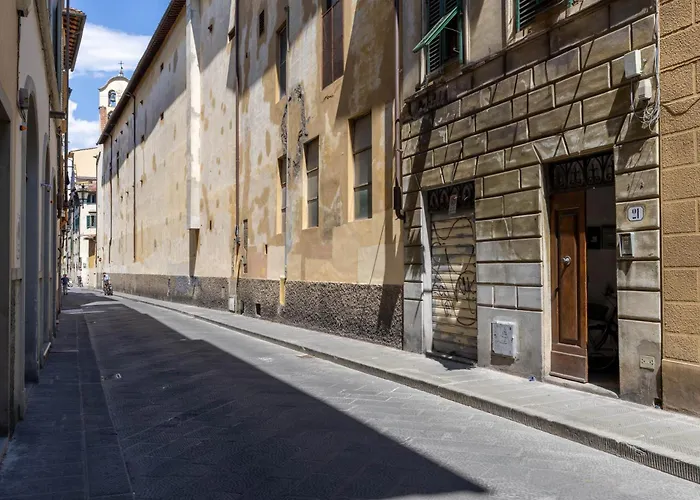 Cozy In The Oltrarno Area *